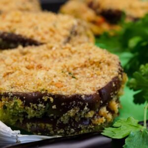 Melanzane ripiene cotto e formaggio